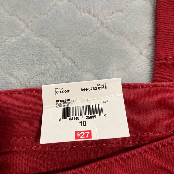 NWTS Ladies Red Jeans - Picture 9 of 10